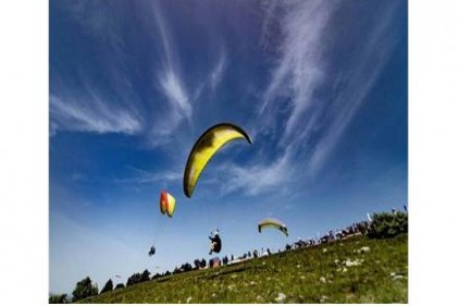 Havacılık Topluluğu Cross Country Yamaç Paraşütü Yarışmasına katıldı