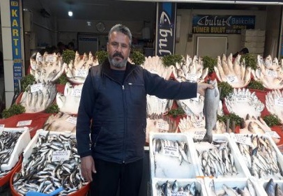 Havaların sıcak olması balık satışlarını düşürüyor