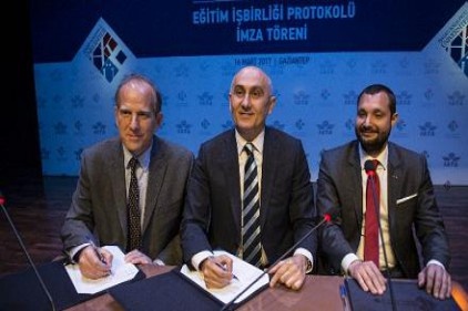 Havalimanında görev alacak personel, HKÜ&#8217;de eğitilecek