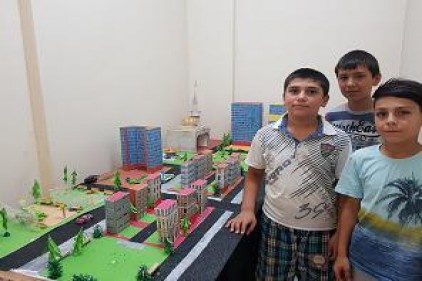 Hayallerindeki Suriye&#8217;yi çizdiler