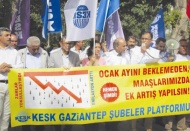 Hayat pahalılığı ve çalışanların yoksullaşması gittikçe derinleşiyor