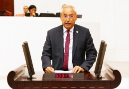 “Hayati bir sorun olan ilaç meselesi bir an önce çözülmeli”