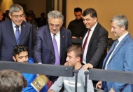 Hayati Yazıcı, Şehitkamil Sanat Merkezi’ni gezdi