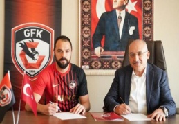 Haydar Yılmaz resmi sözleşmeyi imzaladı