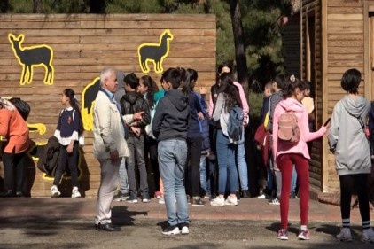 Hayvanat Bahçesi, tatilin ilk gününde 14 bin ziyaretçiyi ağırladı