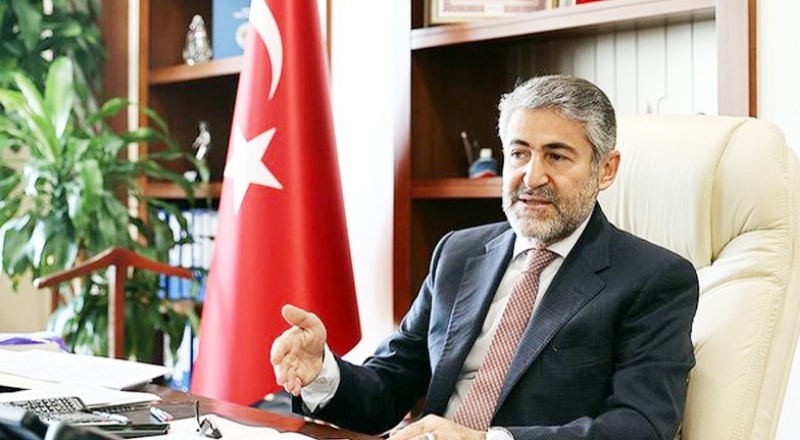 Hazine ve Maliye Bakan Yardımcısı Nebati:Petrol fiyatlarını piyasaya yansıtmamak için vazgeçtiğimiz vergi 37,4 milyar lira