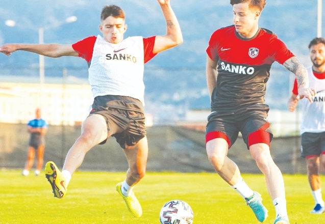 Hazırlıklar devam ediyor