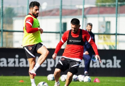 Hazırlıklar devam ediyor