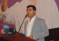 HDP konvoyuna ateş açıldı