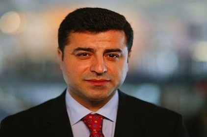 HDP&#8217;nin cumhurbaşkanı adayı Demirtaş Gaziantep&#8217;te