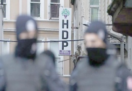 HDP'ye terör operasyonları: 119 gözaltı