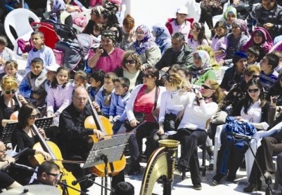 Hedef bir yılda 250 konser