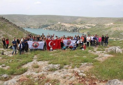 Hedefimiz, doğasever insanları güvenli bir şekilde doğa ile buluşturmak