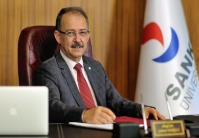 Hekimlere ve sağlık çalışanlarına hepimizin minnet borcu var