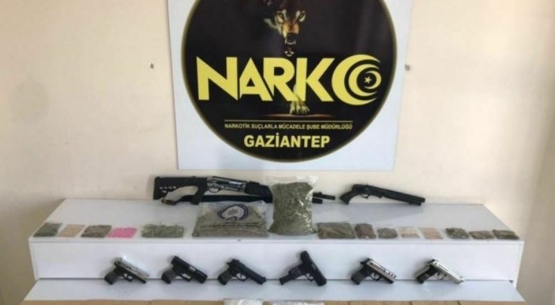 Helikopter destekli uyuşturucu operasyonunda 22 kişi gözaltına alındı