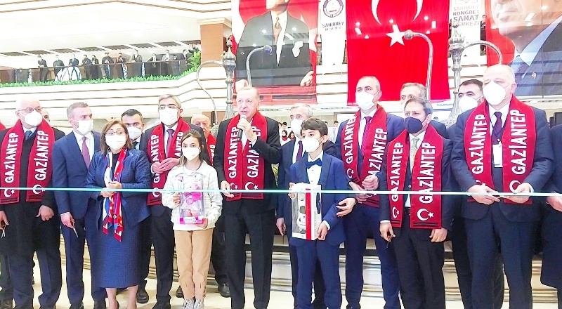 Hem vatandaşımızı korumalıyız hem de sokak hayvanlarını