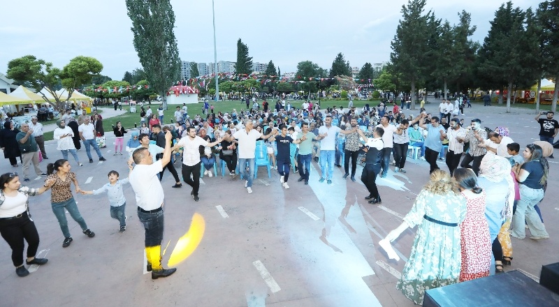 Hemşeri Dernekleri Festivali başladı