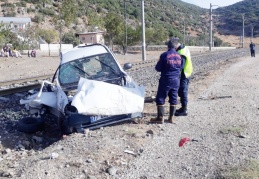 Hemzemin geçitte feci kaza