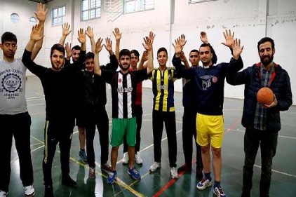 Hentbolun "sessiz çığlıkları" destek bekliyor 