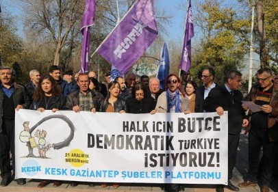 Her 100 gençten 28’i, her 100 genç kadından 43’ü işsiz