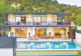 Her 10 kişiden dördü, virüs nedeniyle tatile çıkmakta kararsız
