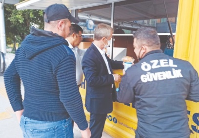 Her gün 15 noktada çorba dağıtılıyor