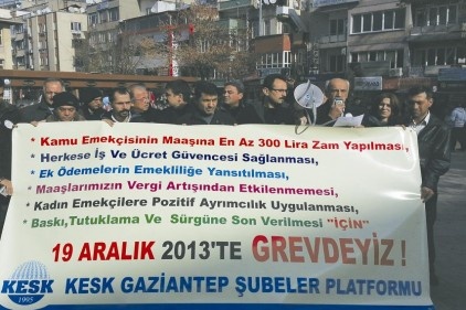 Her kamu emekçisinin maaşına en az 300 lira zam yapılsın