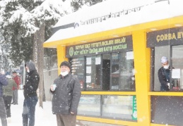 Her sabah 15 ayrı noktada 8 bin 500 kişiye çorba dağıtılıyor