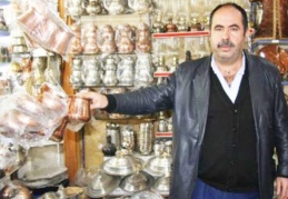 Her şey güllük-gülistanlık ya da dışarından görüldüğü gibi değil