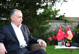 "Her şeyden haberim var. Aynı maçta rakip takım kalecisi 16-18 saniye topu tutmuş”