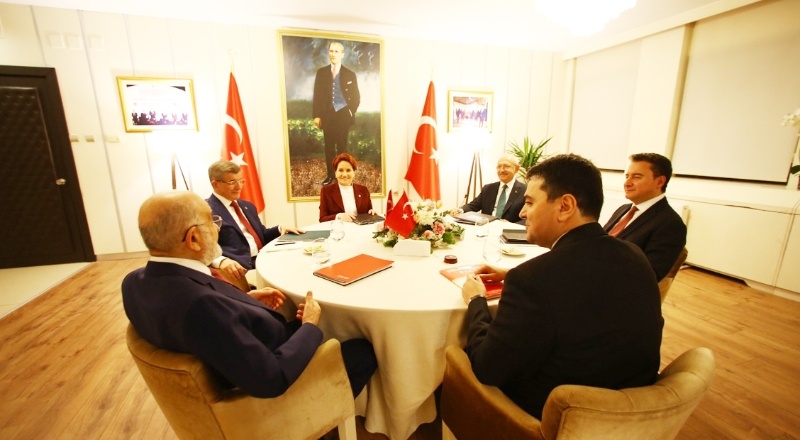 Her sorunu hallettiler, bir cumhurbaşkanlığı kaldı!