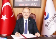 ''Her yeni programla öğrencilerimizin kariyerine katkı sağlamanın gurunu yaşıyoruz''