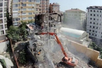 Her yıl 300 bin konut dönüştürülecek
