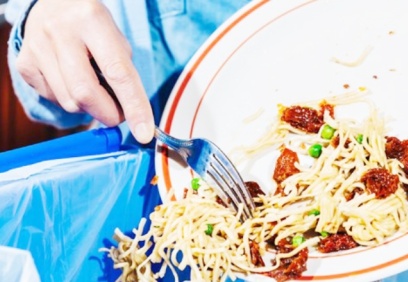 Her yıl 7,7 milyon ton yiyecek çöpe atılıyor