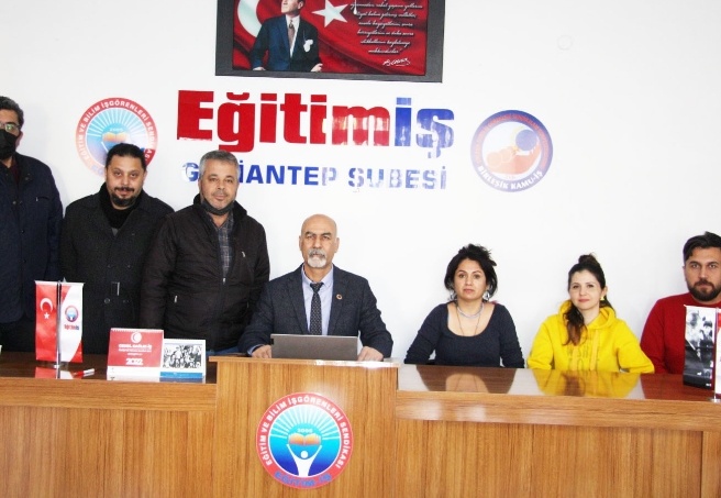 Her yıl biraz daha artan başarısızlığı kapatacak kadar sihirli bir makyaj yok