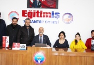 Her yıl biraz daha artan başarısızlığı kapatacak kadar sihirli bir makyaj yok