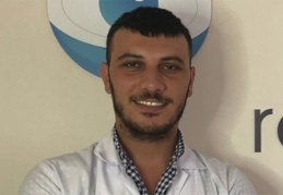 Her yıl yüzlerce kişi göz protezi için Türkiye’ye geliyor