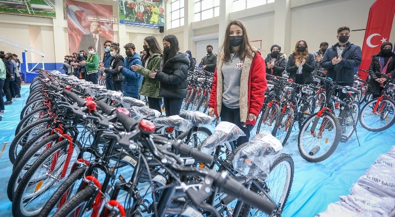 Herkesin, yatkın olduğu bir sporu yapması ve geliştirmesi gerekiyor