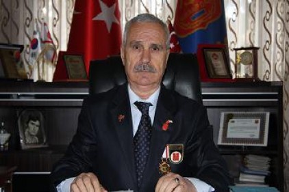 Hiç bir kurumdan maddi destek almıyoruz