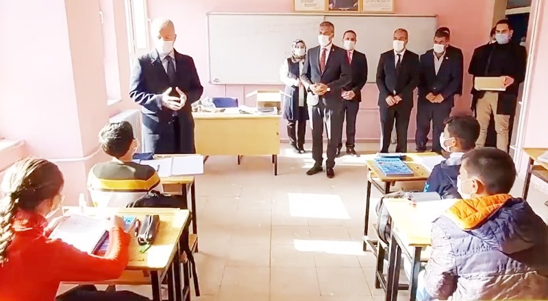 Hijyen, maske ve mesafe kurallarına uyulmalı