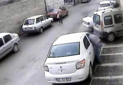 Hırsız an be an görüntülendi