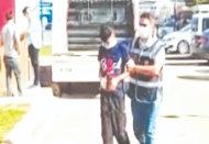 Hırsızlar önce kameraya sonra polise yakalandı