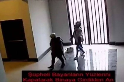 Hırsızlar önce kameraya sonra polise yakalandı