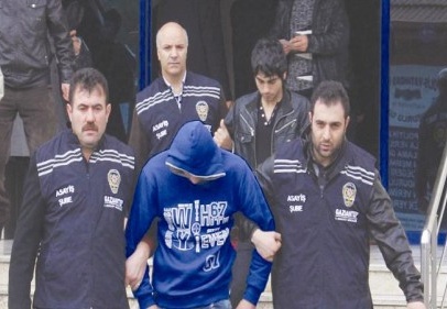 Hırsızların arabasında yok yok