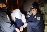 Hırsızlık için girdiği evde mahsur kaldı