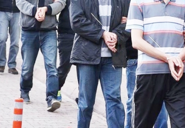 Hırsızlık şüphelisi 14 kişi tutuklandı