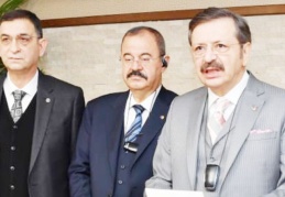 Hisarcıklıoğlu: Atılan adımlar yerinde oldu ve moralleri düzeltti