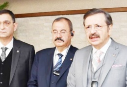 Hisarcıklıoğlu: Atılan adımlar yerinde oldu ve moralleri düzeltti