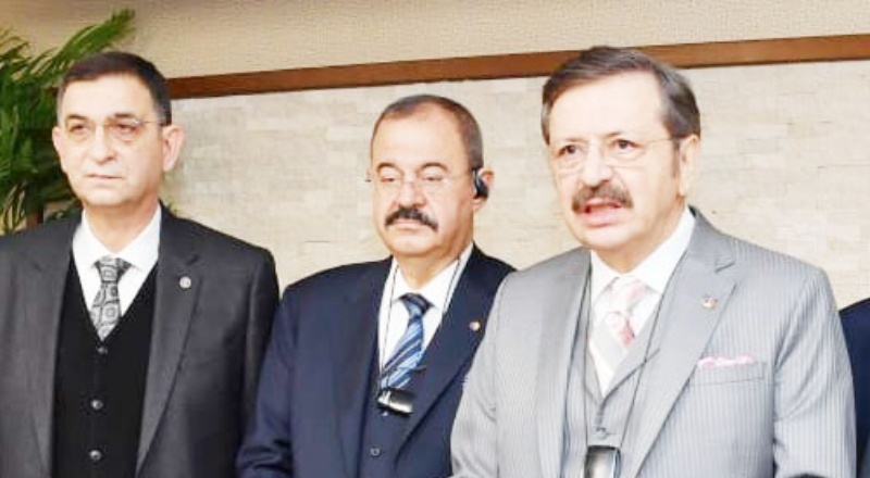 Hisarcıklıoğlu: Atılan adımlar yerinde oldu ve moralleri düzeltti