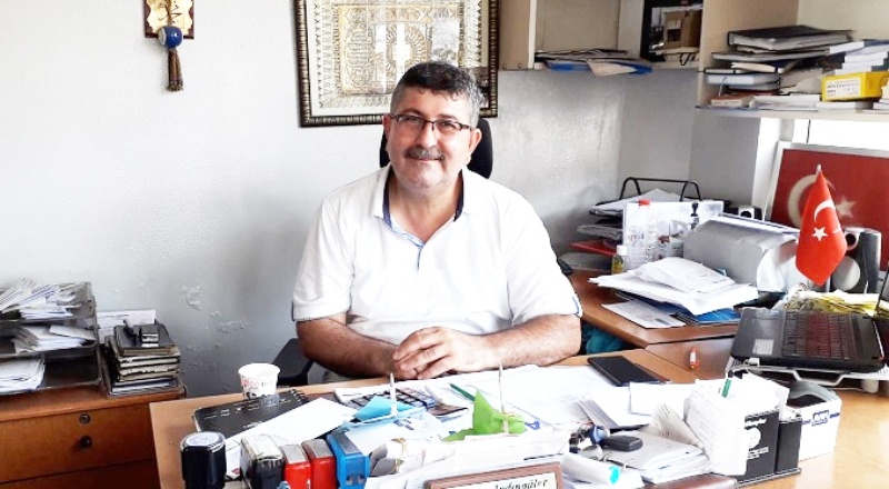Hizmet sektörü küçülüyor, gelir gideri karşılamıyor